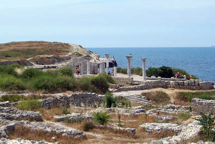 Руины Херсонеса Таврического в Севастополе.