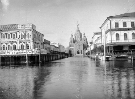 Нижегородская Ярмарка. Вид на Александро-Невскую улицу. Нижний Новгород.