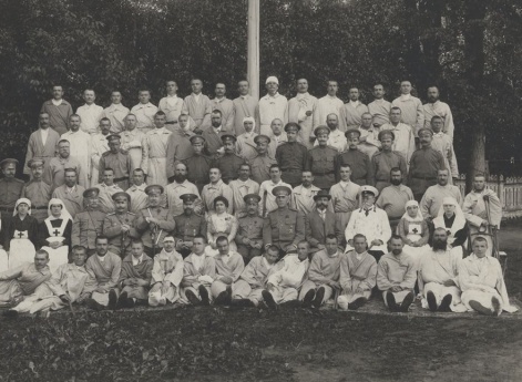 Отправка санитарного отряда ремесленной управы на Маньчжурский фронт. Нижний Новгород.