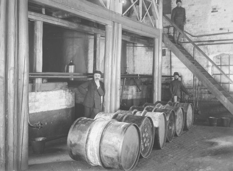 Фабрика Тер-Акопова. Интерьер цеха. Нижний Новгород.