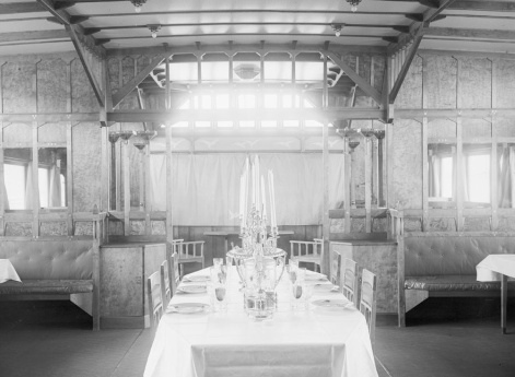 Столовая первого класса парохода «Василий». Нижний Новгород.