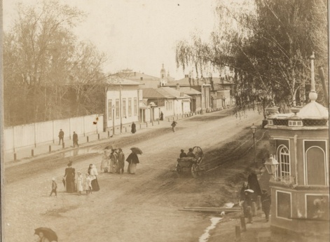 Вид из окна дома Мяздриковых на ул. Московскую в Муроме.