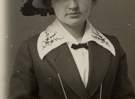 Портрет женщины в шляпе.