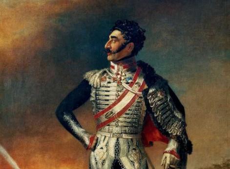 Князь Мадатов с одним батальоном пехоты  в несколько минут сбил неприятеля с высот, а действием своей артиллерии опрокинул конницу.