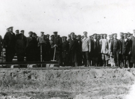 Группа строителей