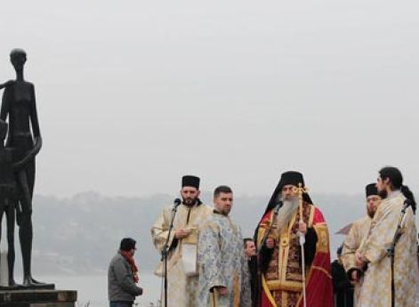 Молебен в память о погибших в Нови-Саде в январе 1942 г. 22 января 2009 г.