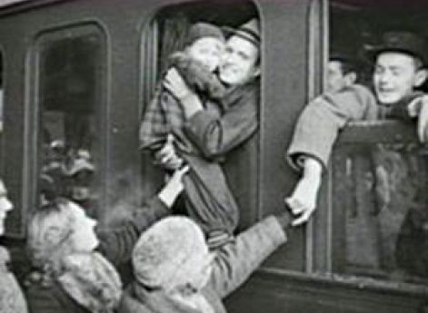 Датчане уезжают на работу в Германию. 1942 г.