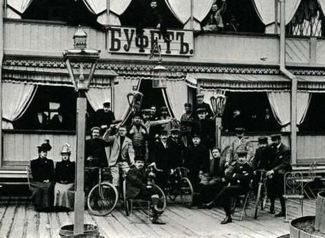 Общество велосипедистов.