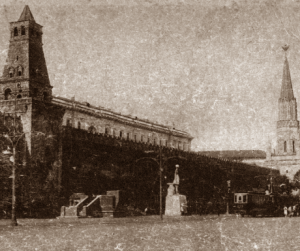 "Правда" о высылке из России части интеллигенции