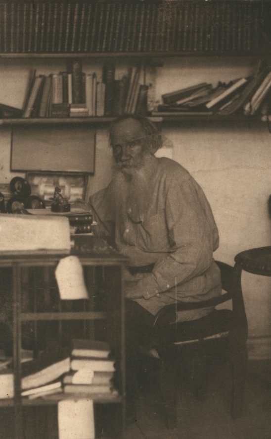 Лев Толстой в этот день рекомендовал обратить внимание на доброту