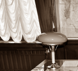 Я обязуюсь хранить рукописи Горского А.К. – около 100 тетрадей и литературу, принадлежащую ему