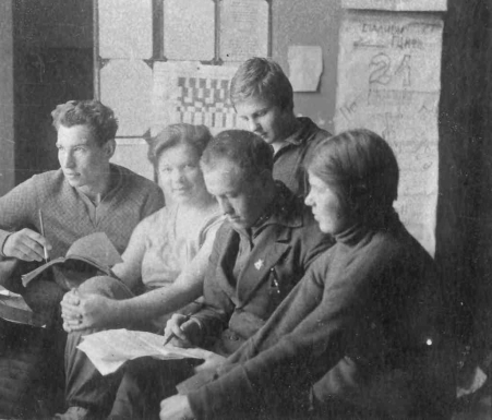 Бригадный метод работы в Институте философии